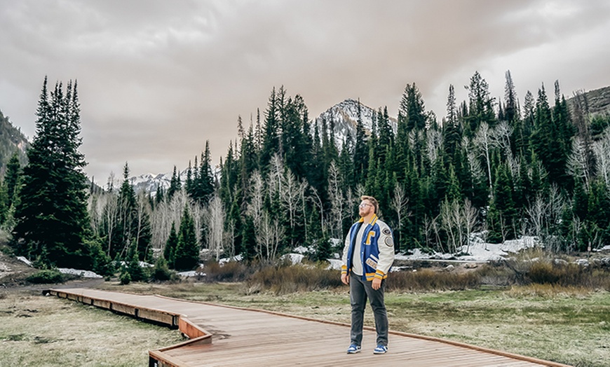 Image 3: Outdoor photo shoot: quick or extended sessions available