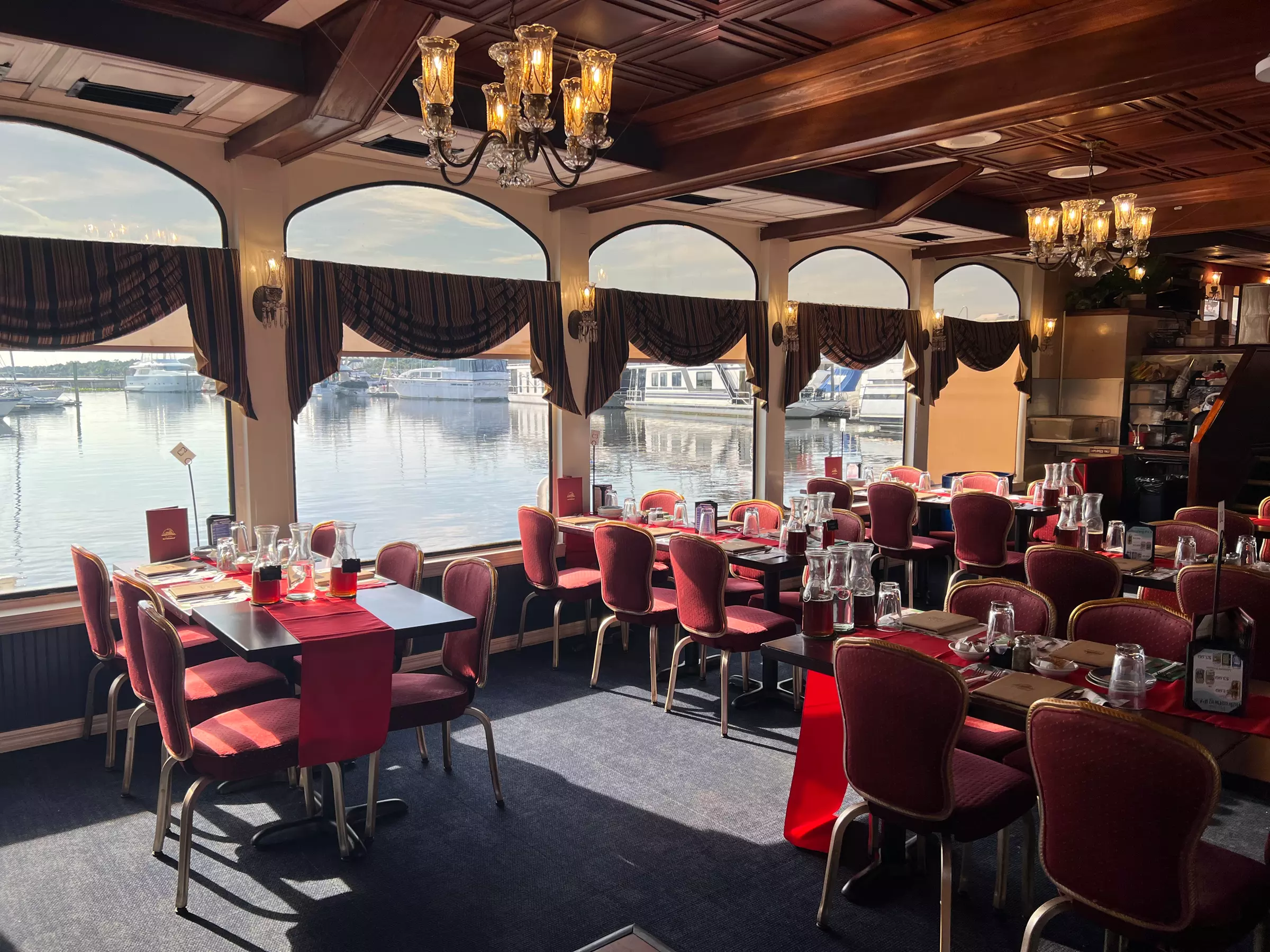Buffet Dinner Cruise on Historic Barbara-Lee Sternwheeler