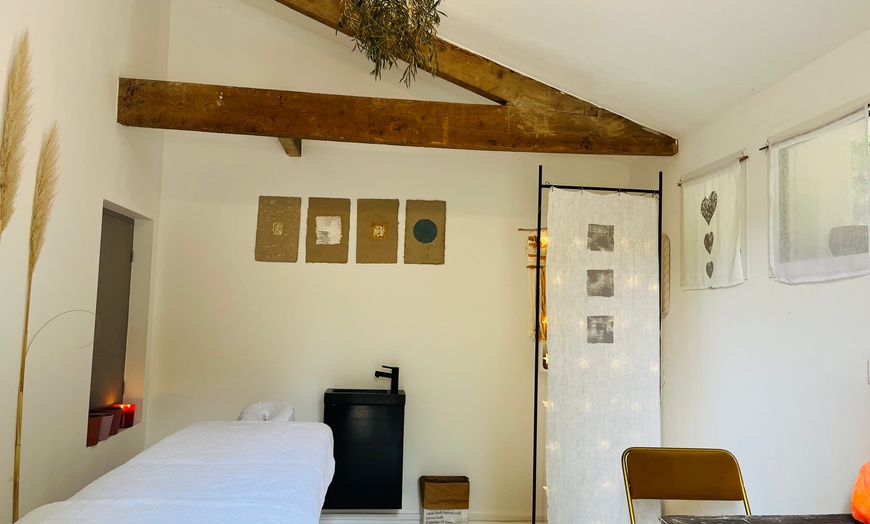 Image 2: Massage du visage Kobido ou réflexologie plantaire de 45 min