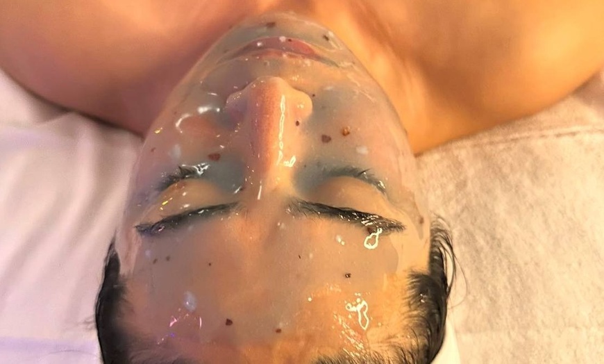 Image 2: Atrosa Signature Facial for a Fresh Look!