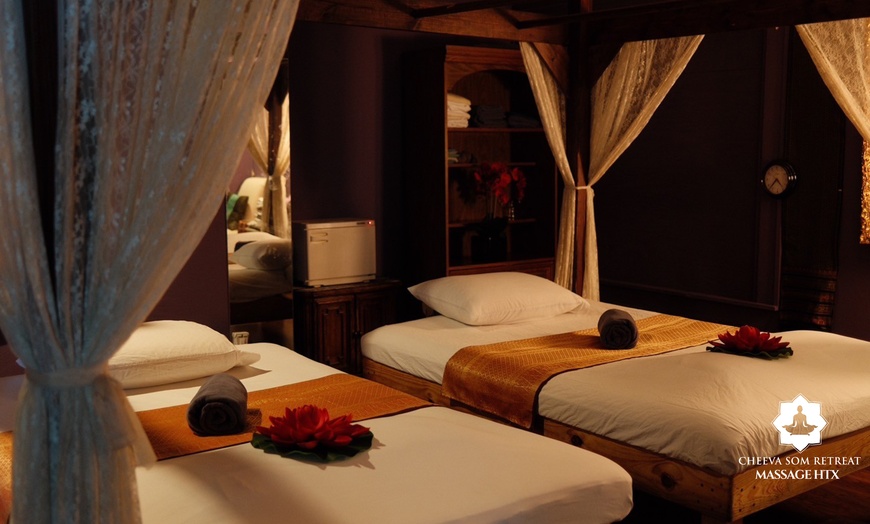 Image 1: Thai Massage for One or Couples at Cheeva Som Retreat