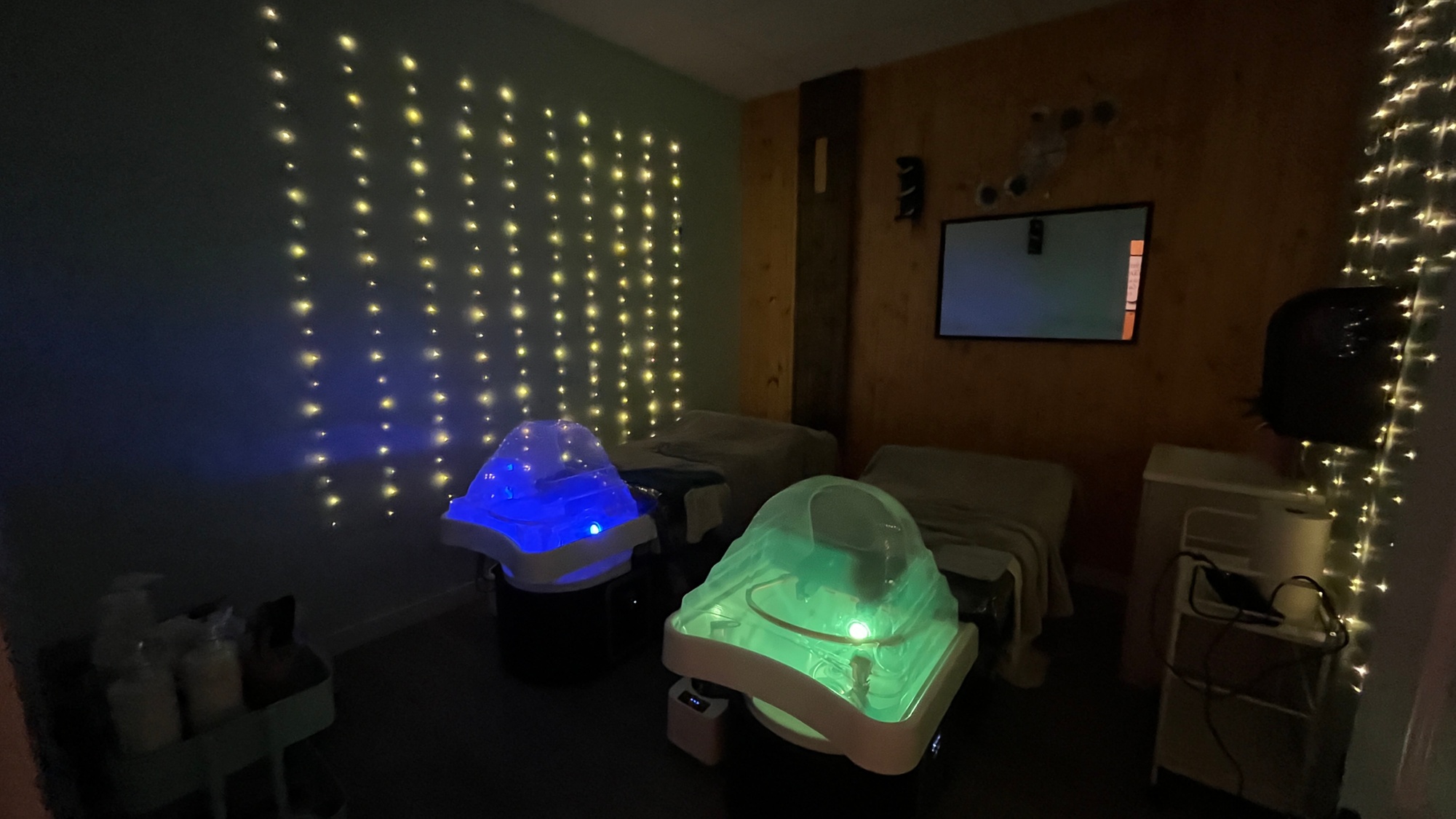 Head Spa Massages with Mini Facial or Full Body Massage at EVIVE Spa