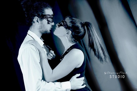 Shooting photos pre wedding