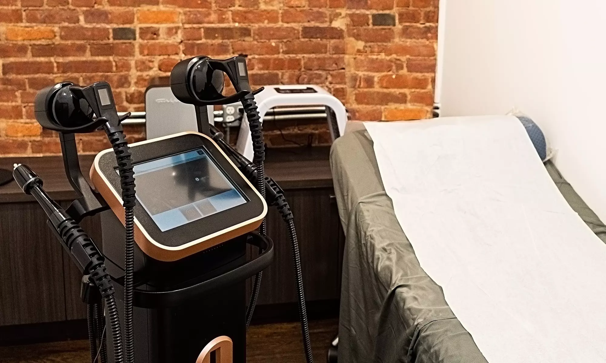 Smooth Skin with 6 Sessions of Laser Hair Removal