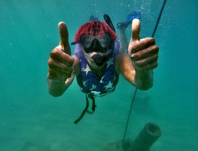 Beginner Scuba Dive Tour with Free Videos for 1 - Mermaid Republic Waikiki Hawaii