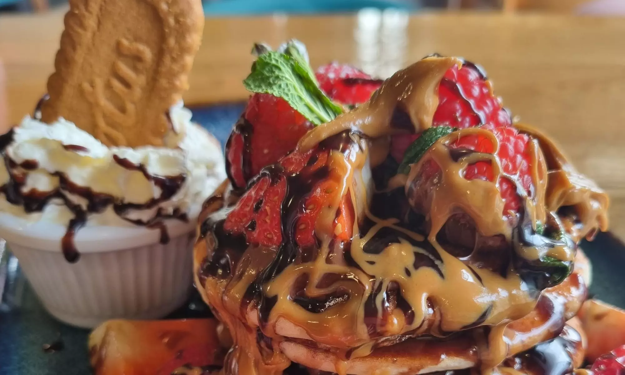 Delicious Breakfast & Lunch Deals for 1, 2, or 4 

4o