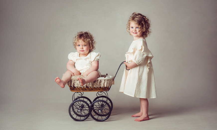 Image 12: 60-Min Family Photoshoot with a Keepsake 10” x 8” Print