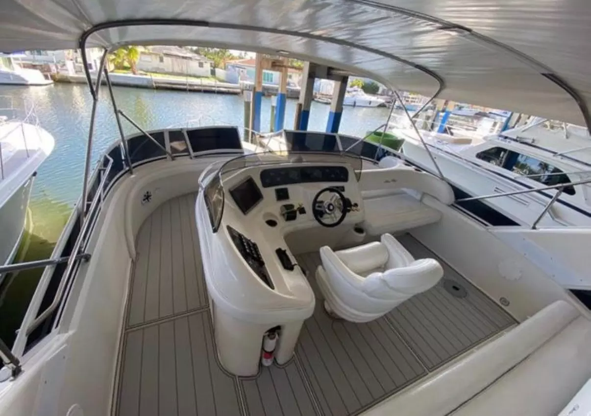 Bella Boats Yacht Charter – Miami Bay Area Cruises