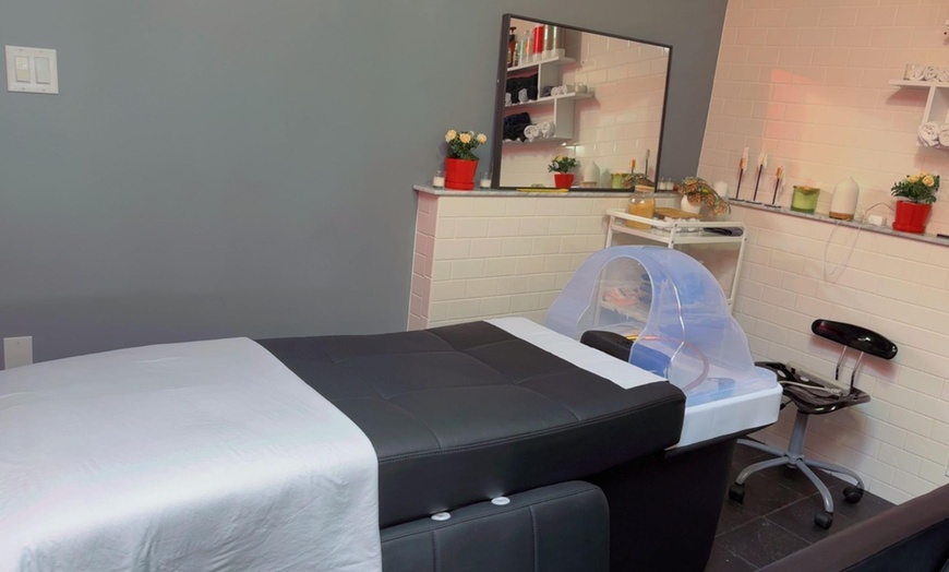 Image 3: Unwind with a 45 or 60-Min Japanese Head Spa with Optional Mini Facial