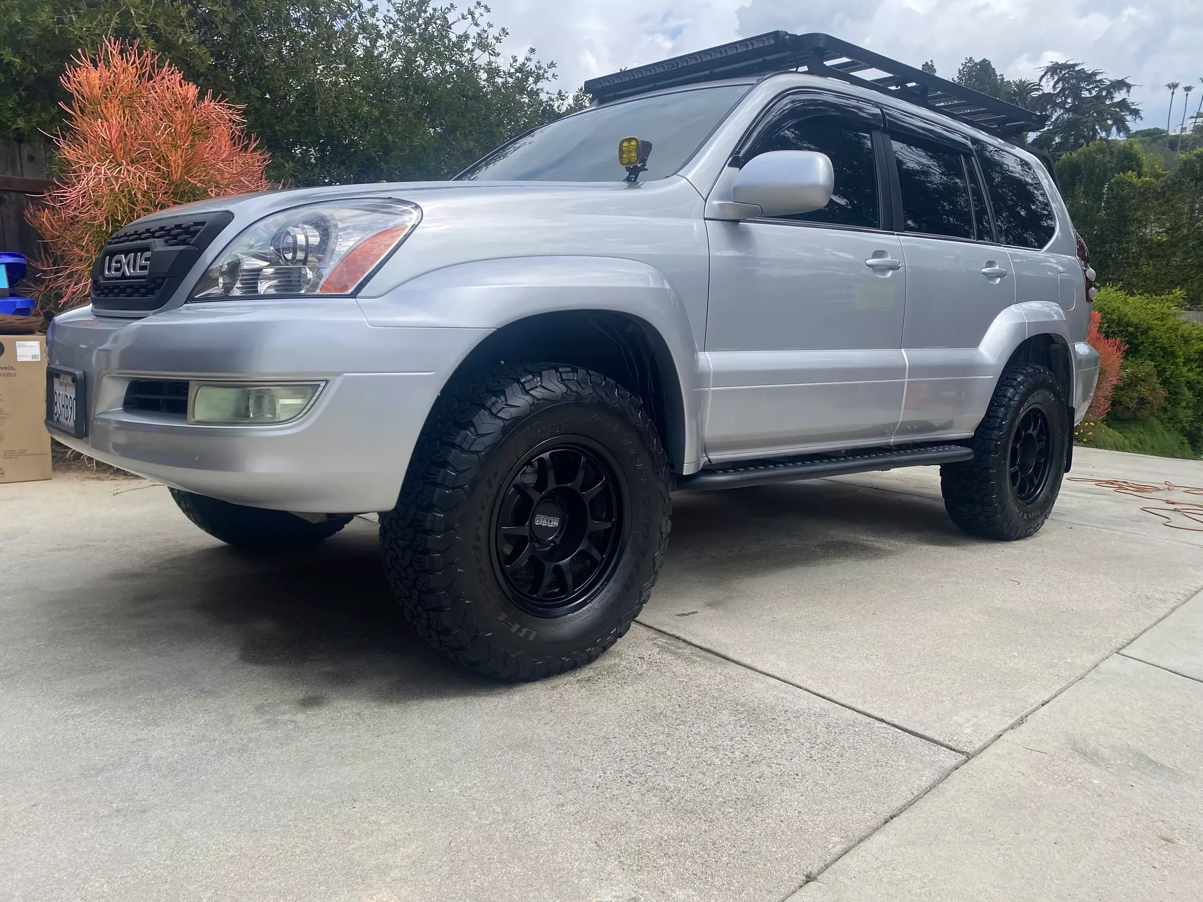 Middlebrooks Auto Detailing's mobile service for cars, SUVs & trucks with up to 10% off - Second Medium