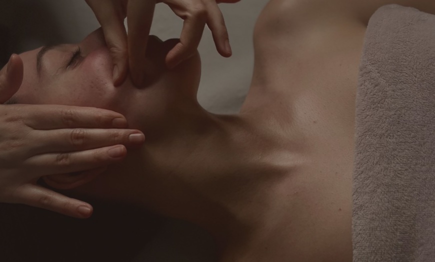 Image 1: Masaż Kobido Lift, Kobido Body® lub relaksacyjny masaż pleców