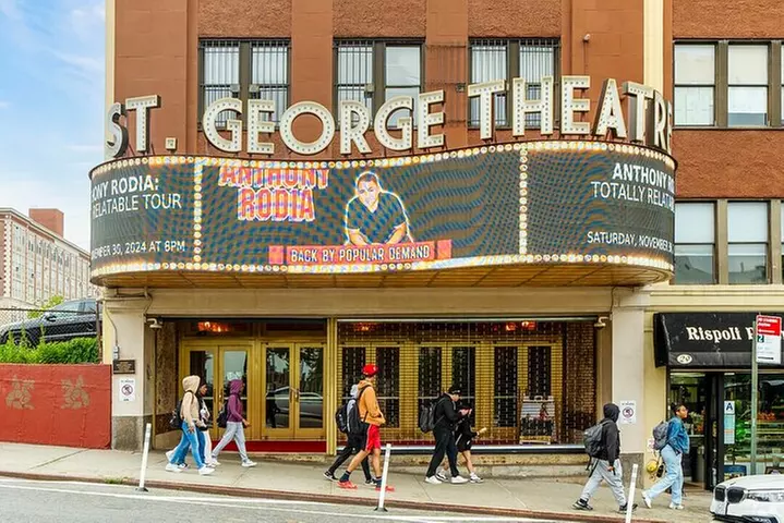 Discover Staten Island on a Guided St. George Walking Tour for One, Two, or Four People (Up to 43%Off) - Primary Image