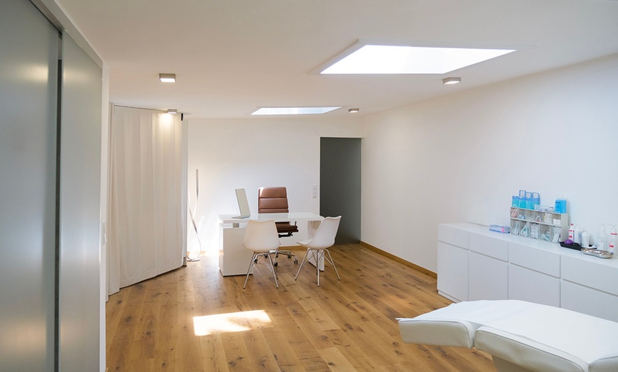 Image 3: Wertgutschein anrechenbar auf Hyaluronsäure für 1 Person