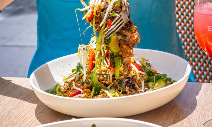 Image 4: Enjoy Main Meal w/ House Beer, Wine, or Sparkling for 2 or 4 People