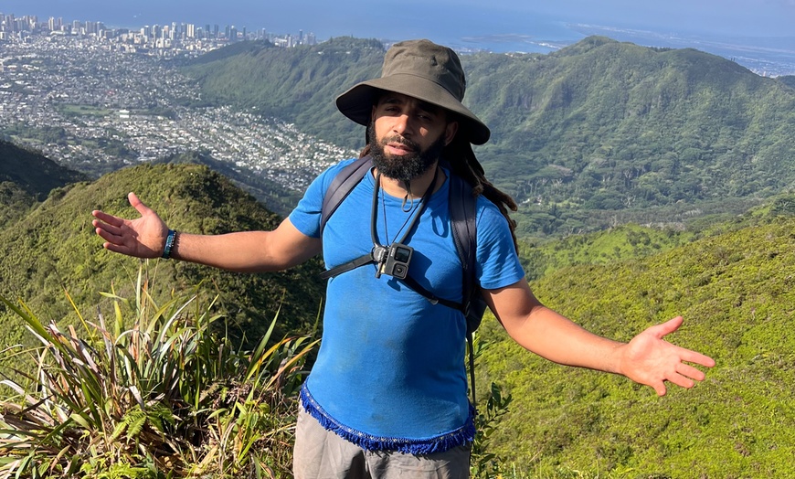 Image 3: Guided Hike to Summit – Oahu