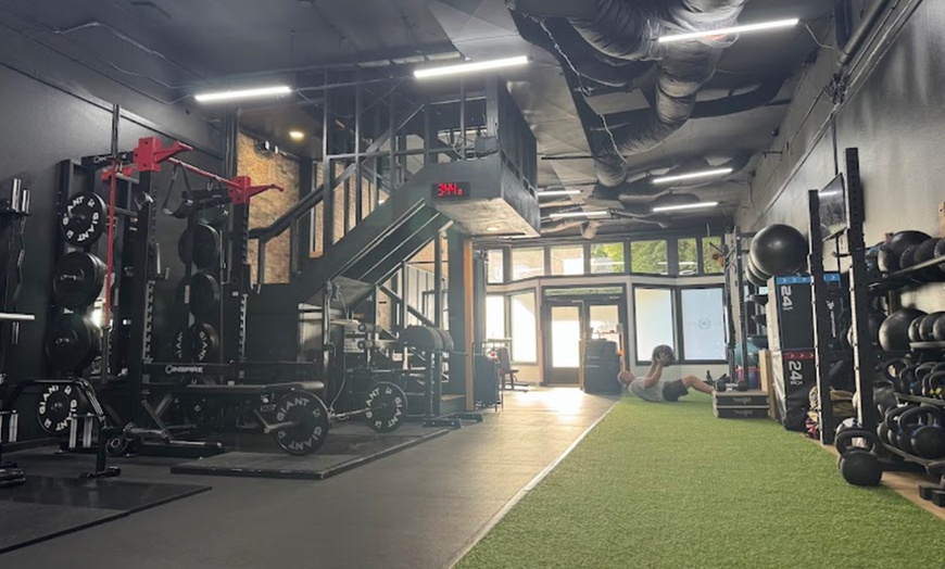 Image 4: Memeberships and Full Facility Access to Rainier Athletic Club