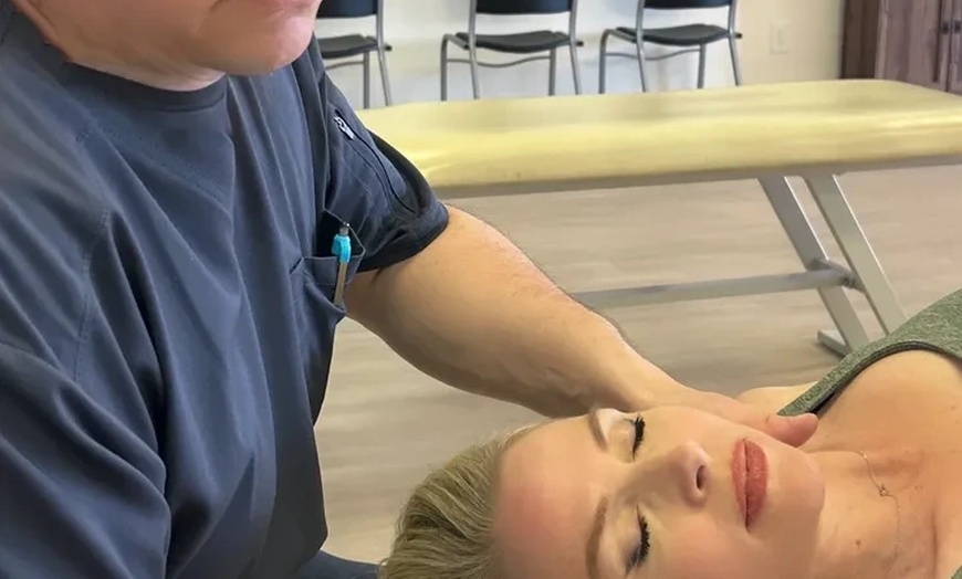 Image 4: Up to 91% Off on Chiropractic Services at TRUE CHIROPRACTIC