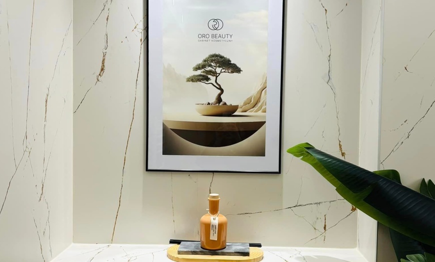 Image 2: Odmładzający zabieg na twarz i szyję z użyciem biostymulatora