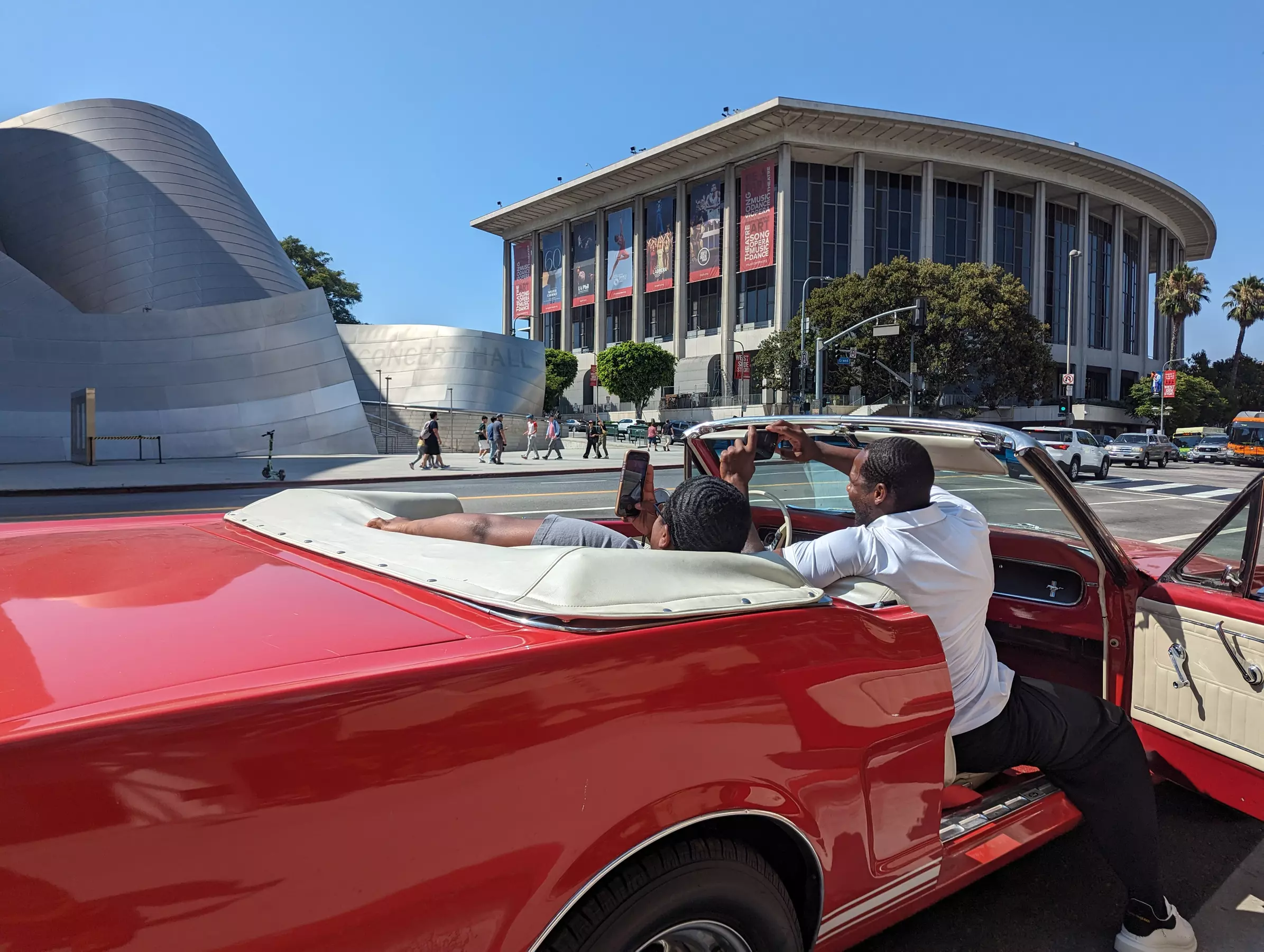 Explore Hollywood with a 3.5-Hour Private Tour in a Vintage Mustang