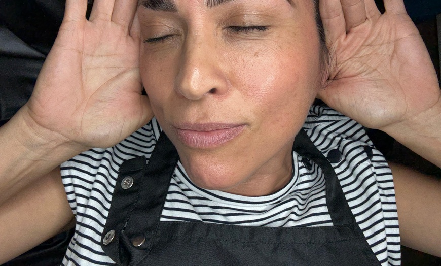 Image 6: Up to 49% Off on Threading at Lesli Esthetics