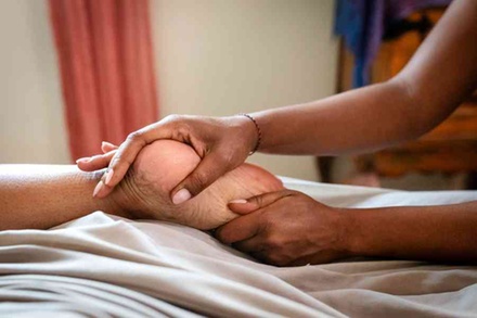 60-Minute Massage - Hands of Oshun Massage