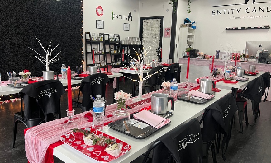 Image 7: Hands-on Candle Making Experience for 4 or 8 People in Seattle