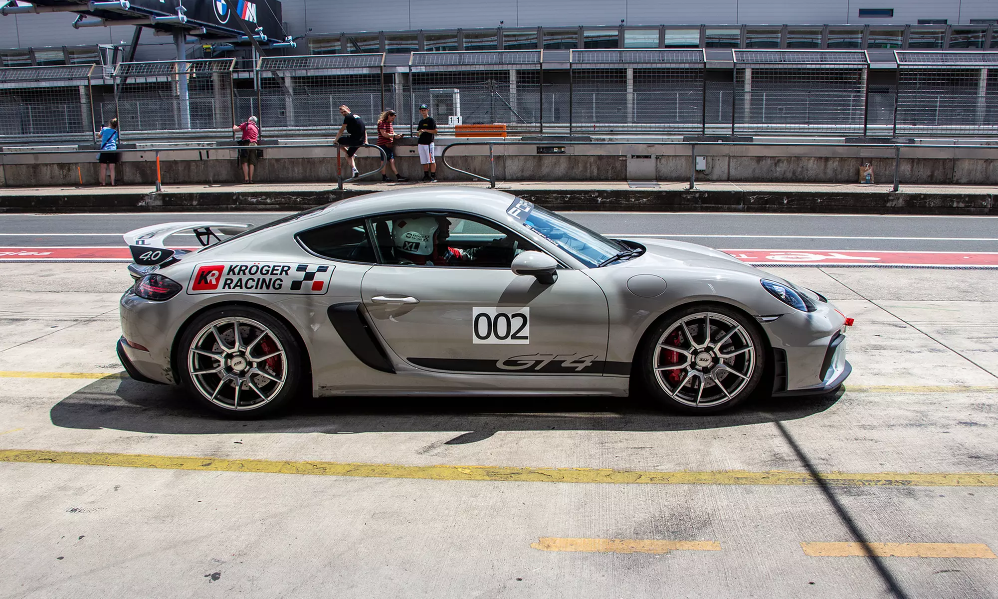 3–5 Runden im BMW oder Porsche zum Selber fahren