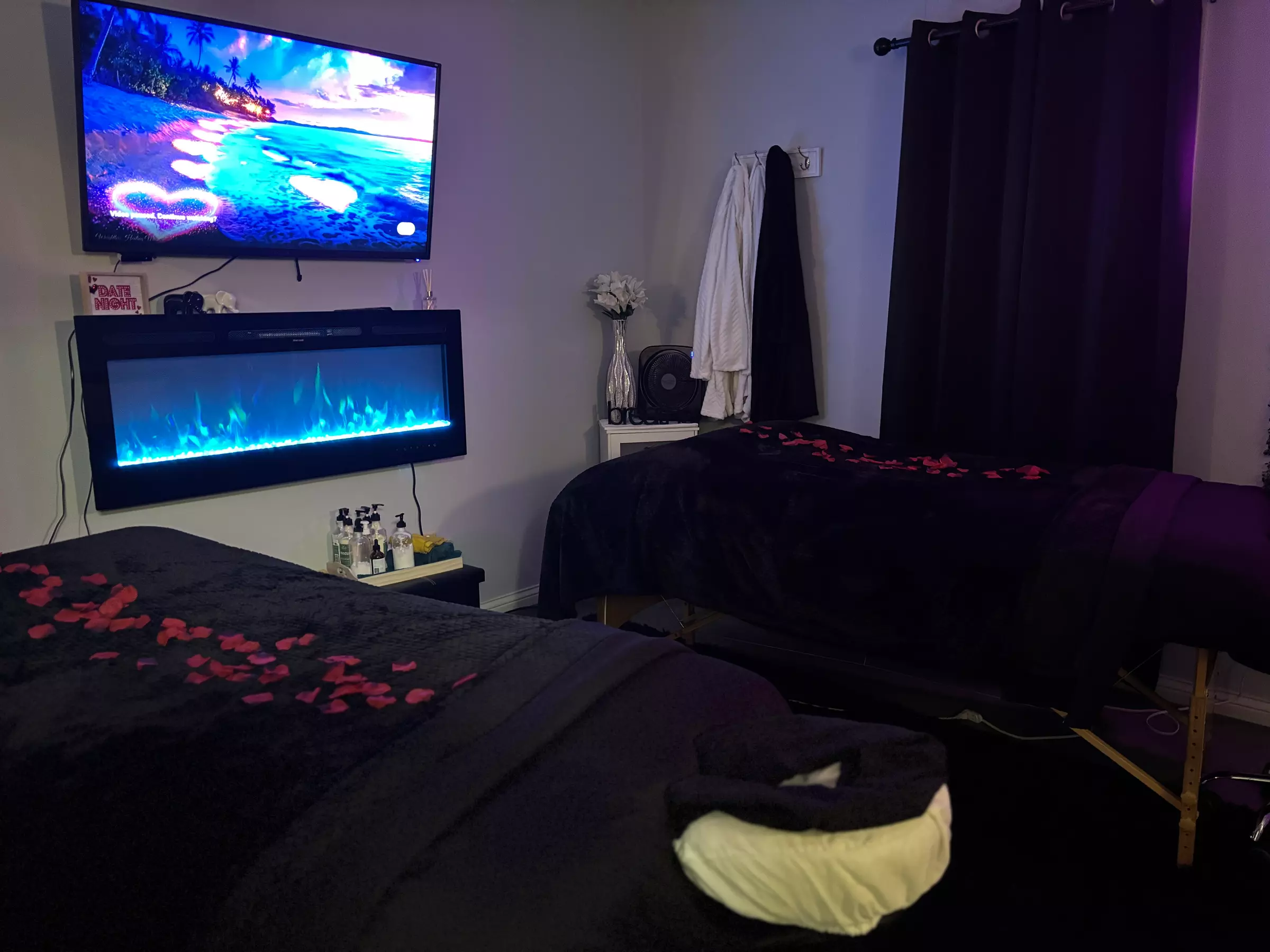 Up to 26% Off on Couples Massage at MiAvery - Primary Image