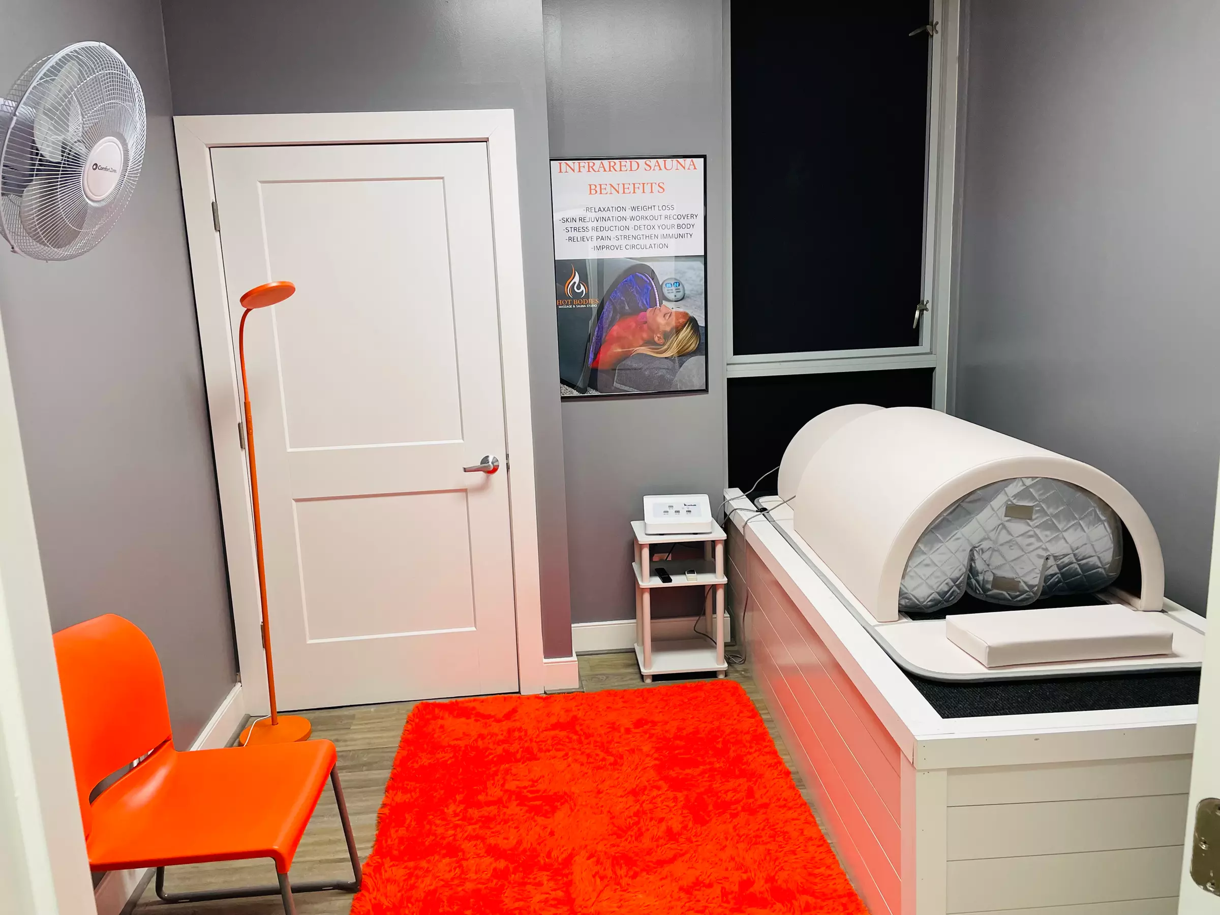 Infrared Sauna Session: Boost Your Metabolism and Relax