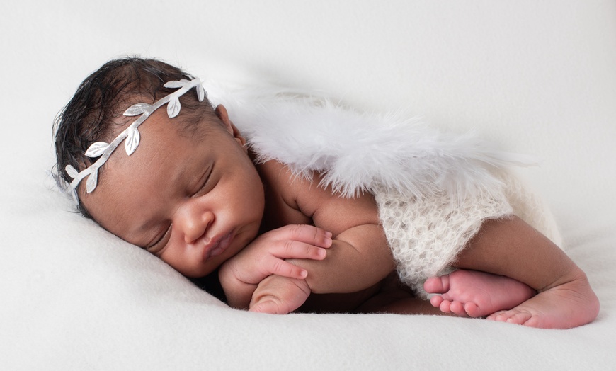 Image 6: Shooting photo nouveau-né, anniversaire ou femme enceinte d'1h30