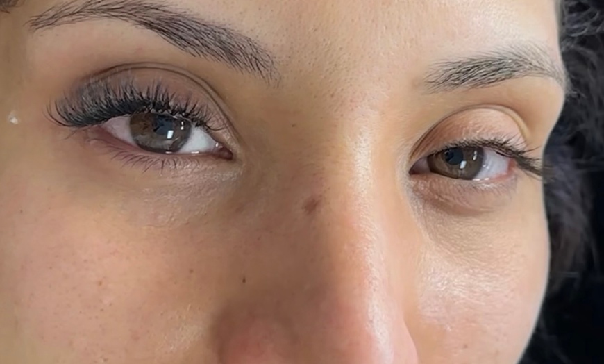 Image 4: Full Set Eyelash Extensions: Classic, Hybrid, Volume Options
