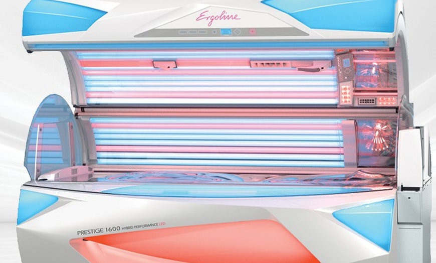 Image 5: Unlimited UV Bed Tanning and Red-Light Treatments for a Month