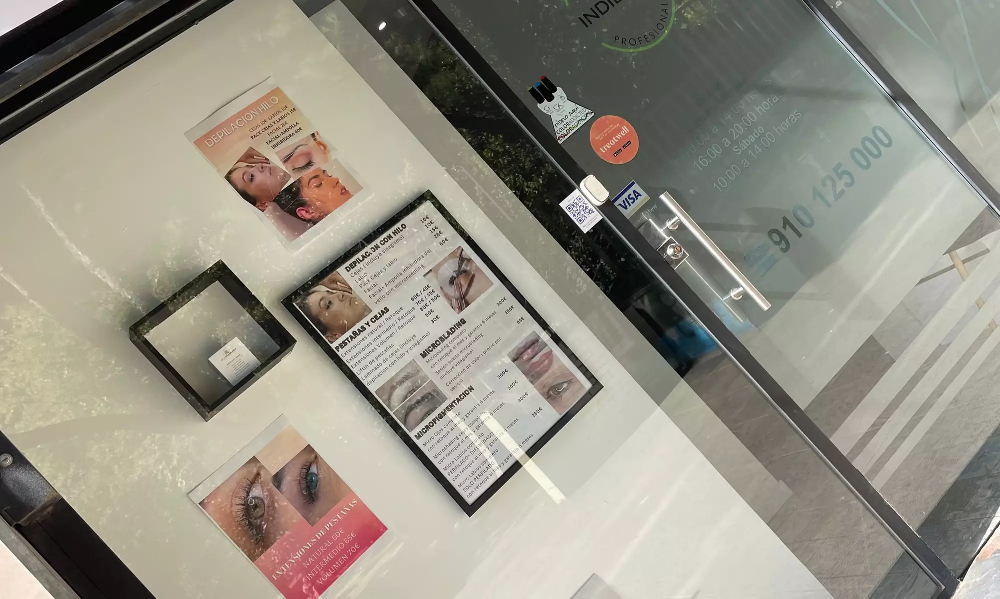 Sesión de microblading en Estetica y Micropigmentacion Luz de Luna