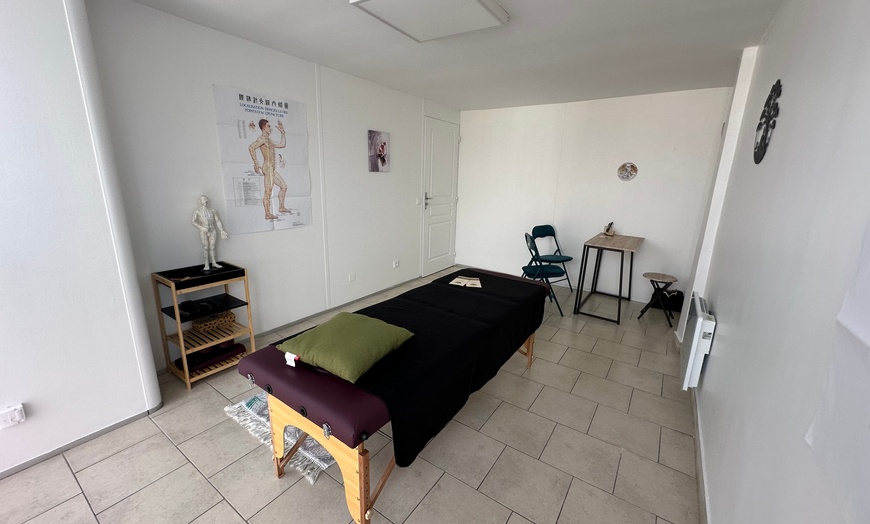 Image 2: Séance de Shiatsu d'1h ou d'1h30 avec Margaux Bélanger