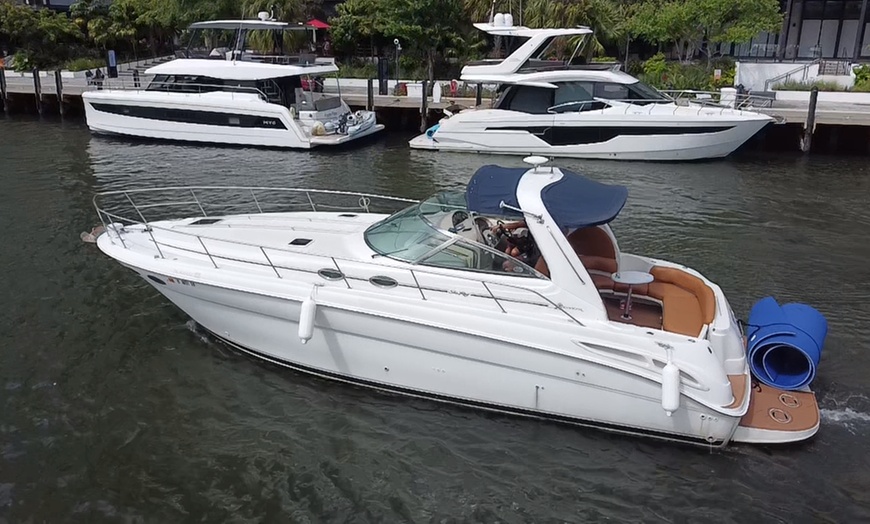 Image 3: Luxury Yacht Tour for 13 Guests – Downtown Miami Sunset & Skyline