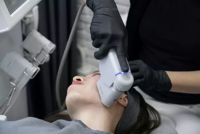Experience Icon Microblading's High-Frequency Skin Tightening for Brows & Forehead with up to 65% off - Primary Image
