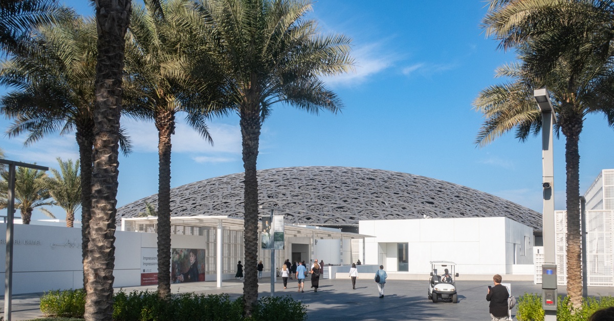 For One, Two, Or Four People: Louvre Museum And Qasr Al Watan For One, Two, Or Four People: Louvre Museum And Qasr Al Watan