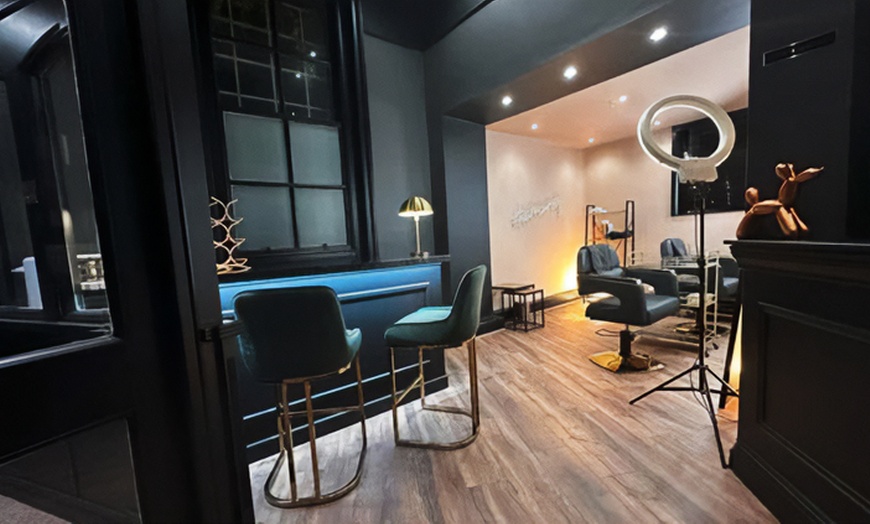 Image 5: 80% on Boudoir Photography at Curves Photography Studios LTD