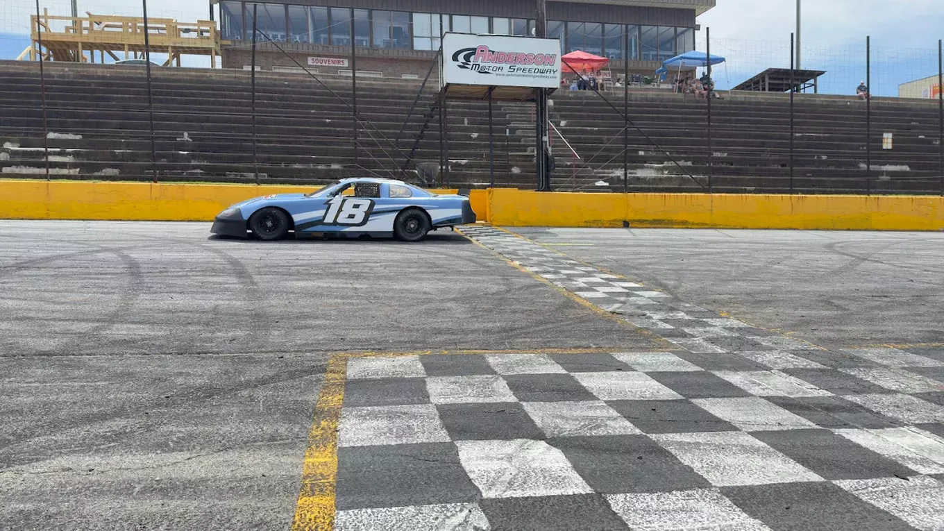 Racing for 5 or 10 laps; or Ride Shotgun w/ Pro Driver in Statesville