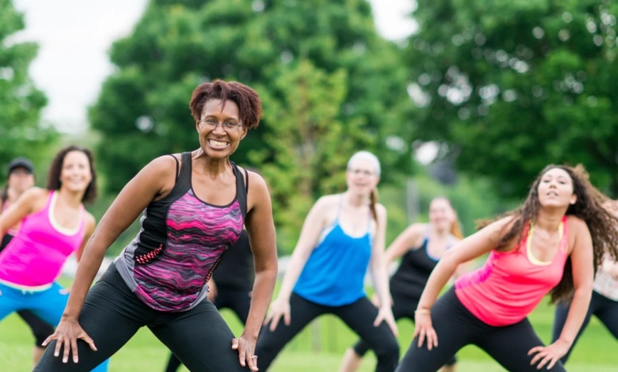 Image 3: The Menopause Makeover: Your guide to manage weight, sleep better, improve your health and more! (Get 85% Off)