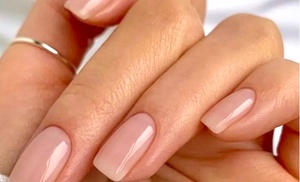 Klasyczna lub hybrydowa stylizacja paznokci w wersji spa