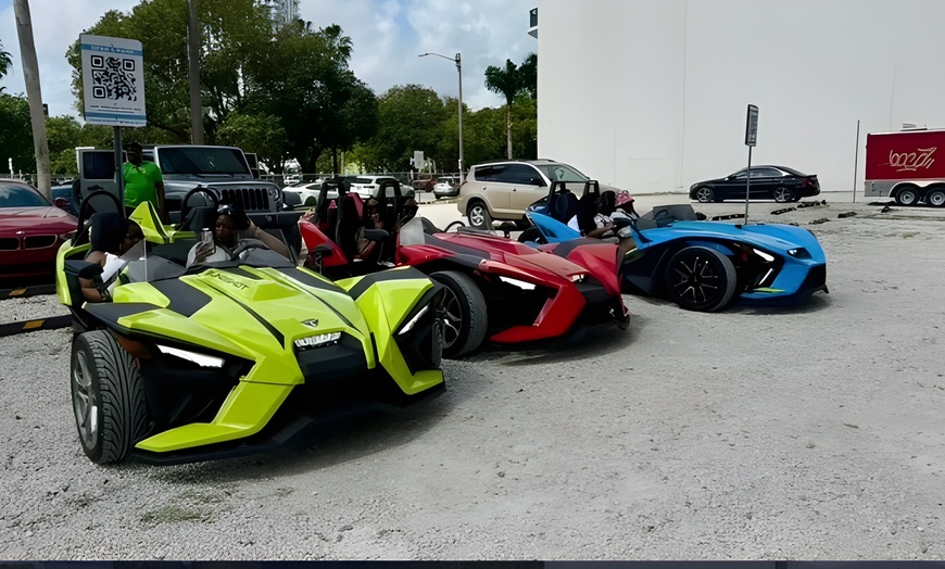 Image 3: Enjoy One or Two Slingshots for One, Three, or Five Hours