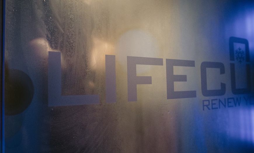 Image 4: Kryo-Anwendung ​in der Kältekamme