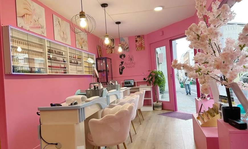 Image 3: Beauté des ongles avec Lisa Beauté