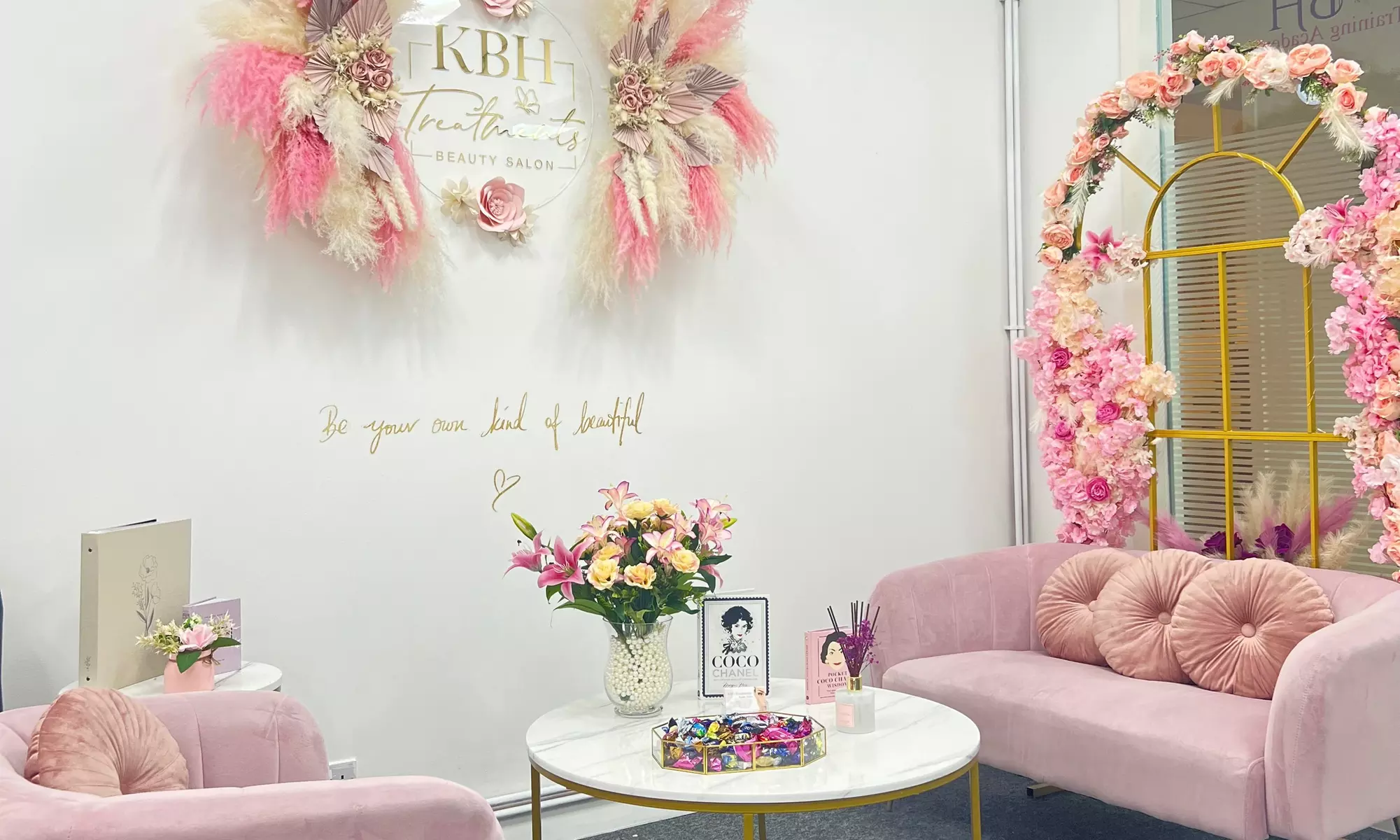 Up to 37% Off on Duo Japanese Head Spa for Two at KBH Treatments - Second Medium