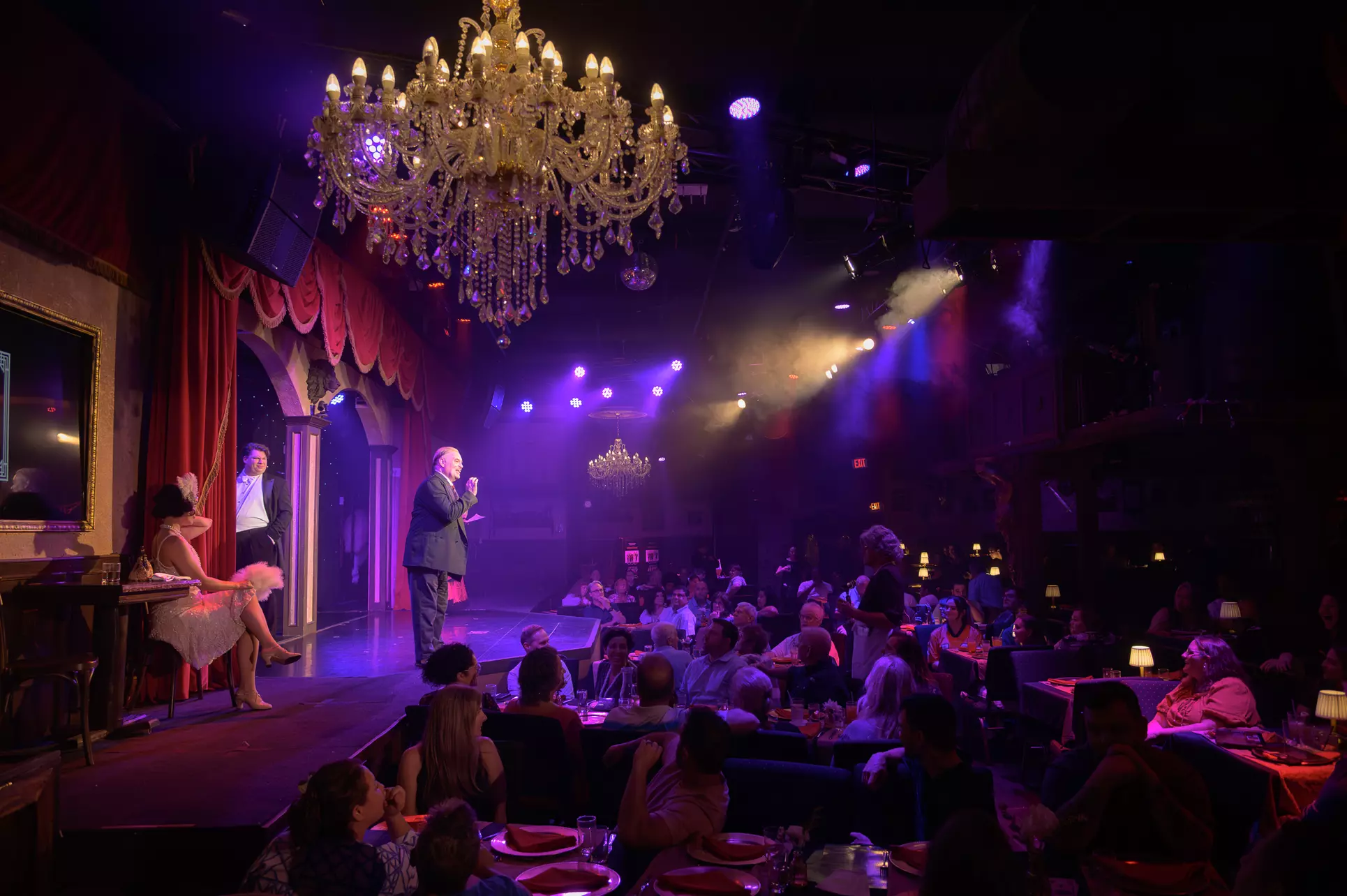 Up to 25% Off on Murder Mystery Dinner