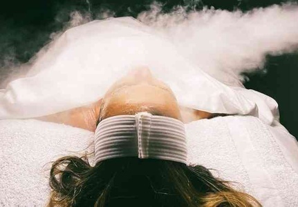 One 45 Minute Signature Scalp Treatment + Mini Facial with Face Massage - Le Beaute' Aqua Beauty