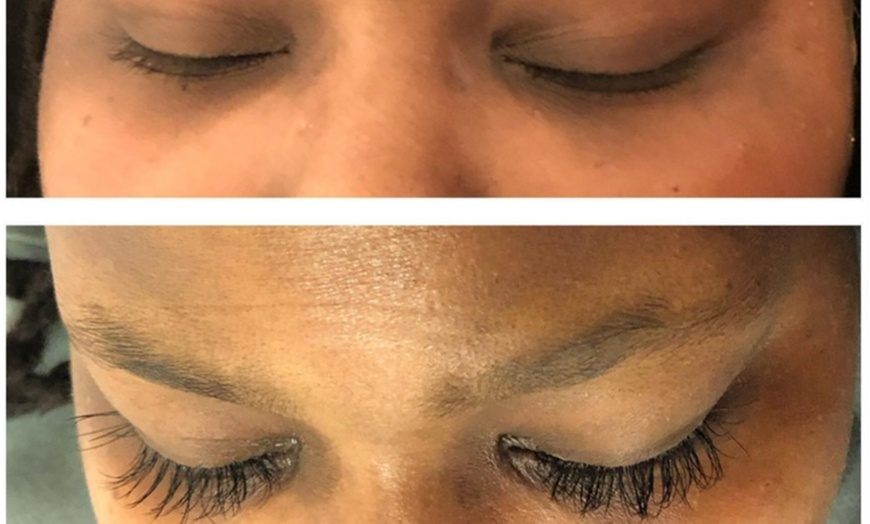 Image 6: Enhance Your Look with Stunning Eyelash Extensions