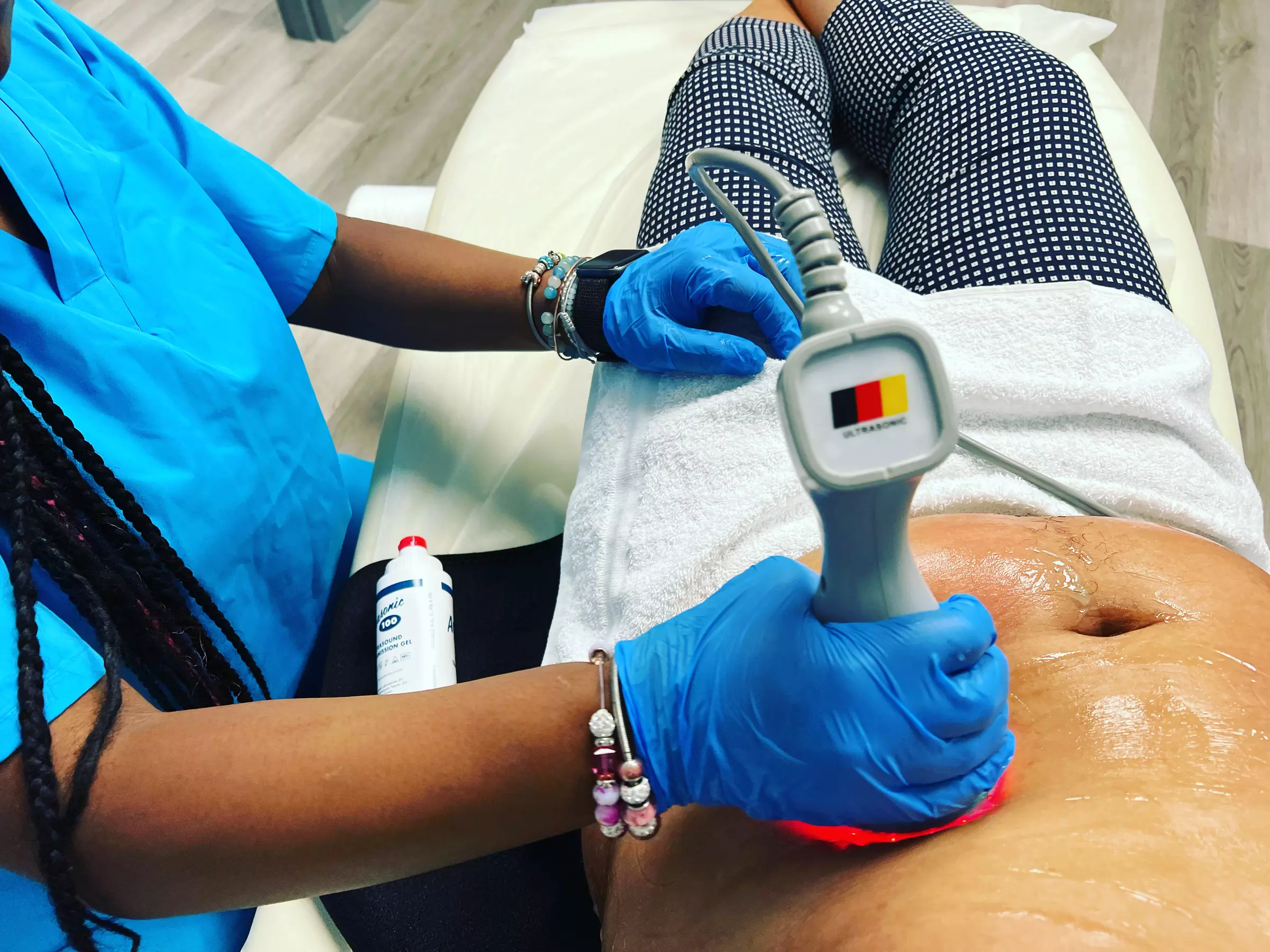 Up to 80% Off on Facelift - Non-Surgical at XanBody by Neri - Second Medium