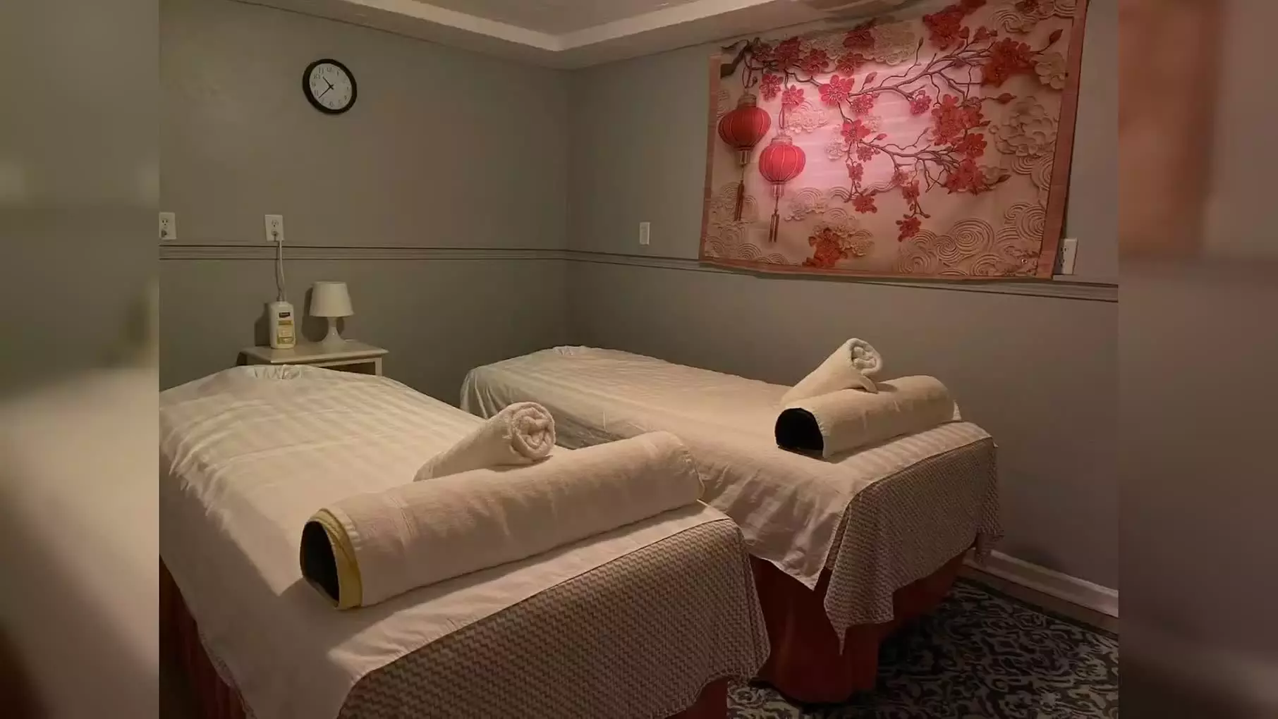 Get 60/90 Minute Deep Tissue or Swedish & Hot Stones Options (1 or 3)